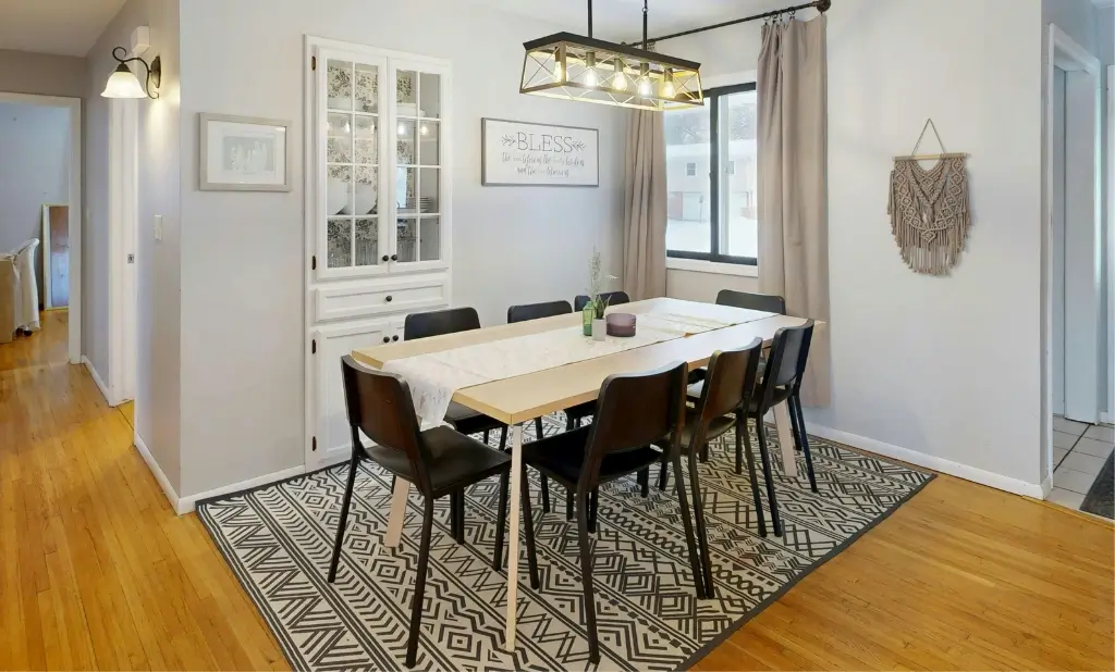 10 Best Light Wood Dining Tables for Your Home