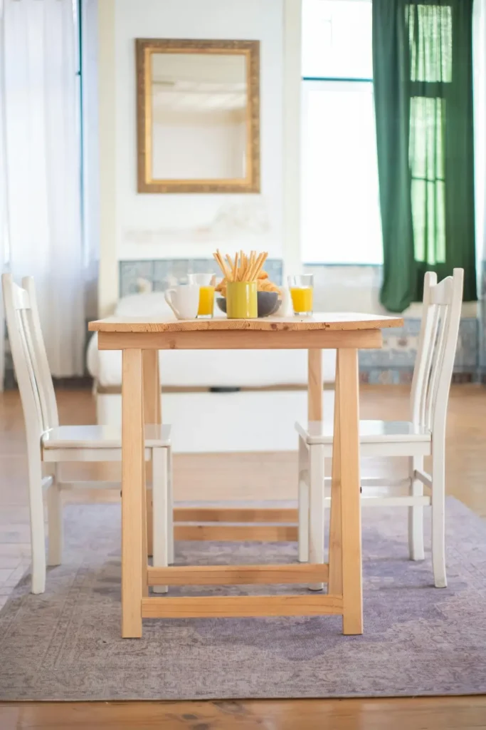 10 Best Small Wood Dining Tables